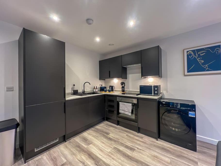 ליברפול Orange Rentals-High Spec, Midnight Suite, Sleeps 4-Pets Welcome! מראה חיצוני תמונה