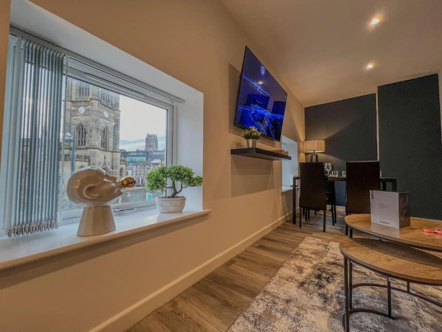 ליברפול Orange Rentals-High Spec, Midnight Suite, Sleeps 4-Pets Welcome! מראה חיצוני תמונה